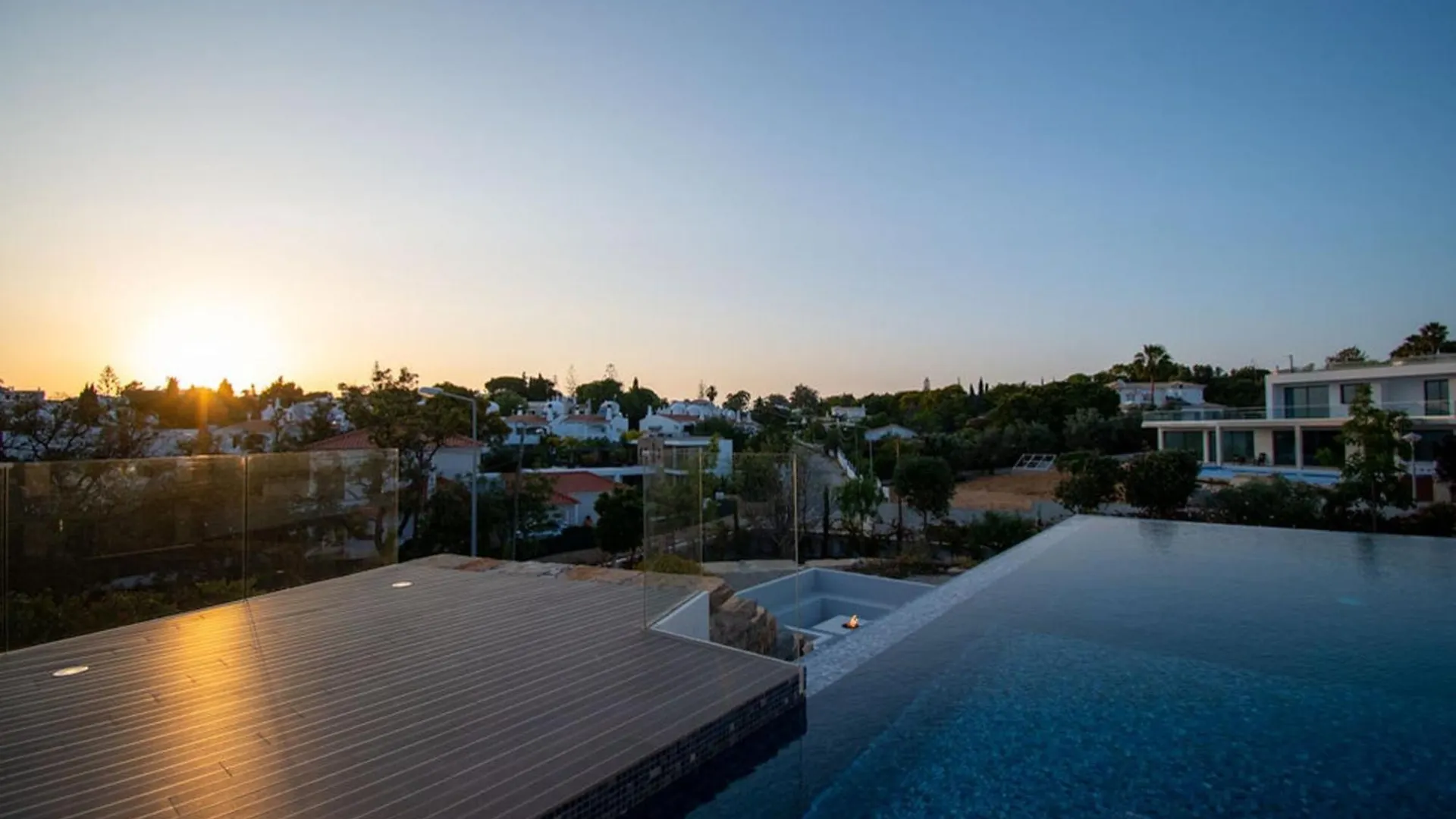 Casa Da Lua - Luxury 4-Bedroom Villa With Pool Carvoeiro