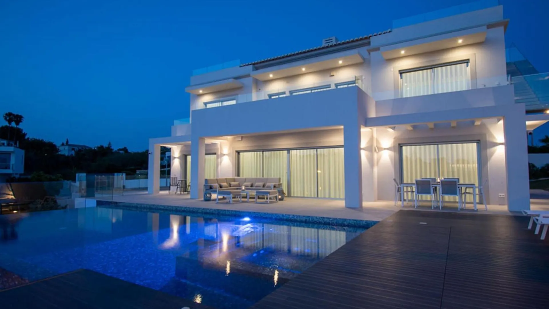 Casa Da Lua - Luxury 4-Bedroom Villa With Pool Carvoeiro