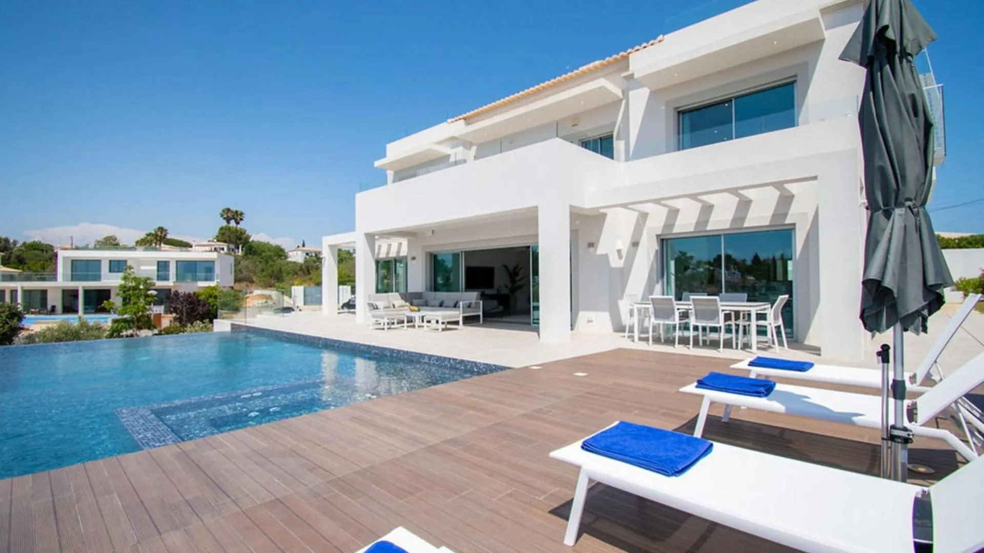 Casa Da Lua - Luxury 4-Bedroom Villa With Pool Carvoeiro